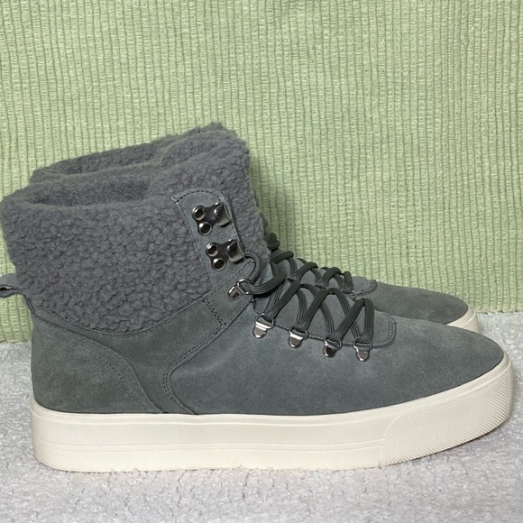 MARC FISHER Women's MFDARLEN-T Grey Suede Lined Boots Sneaker Shoes SZ 9.5M - Picture 1 of 12